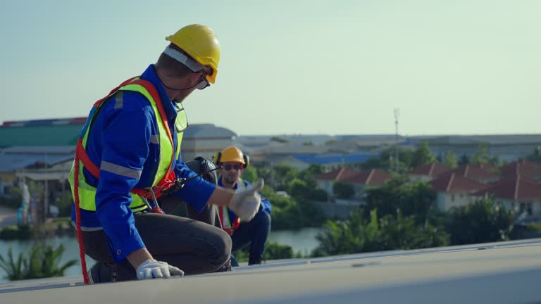 Hot Roofs in Crystal City, TX